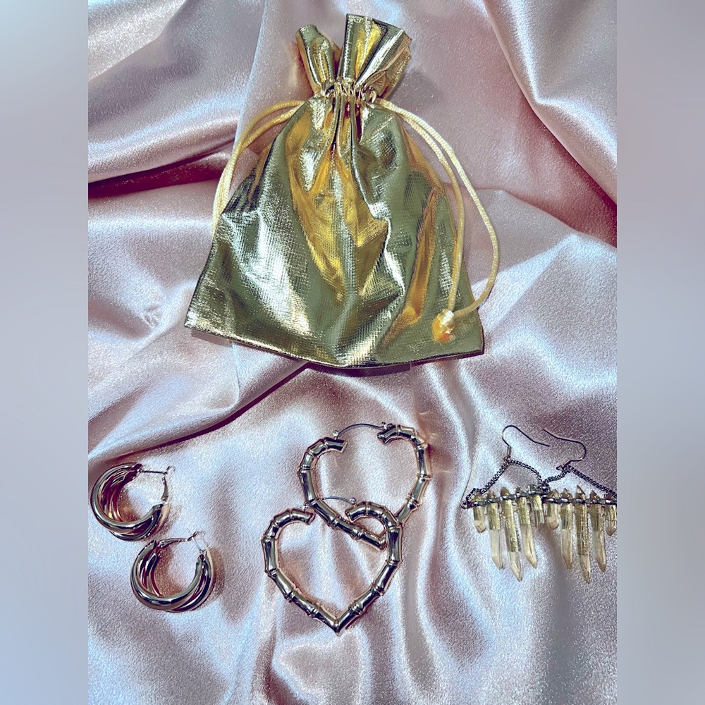 Gold Earrings Set